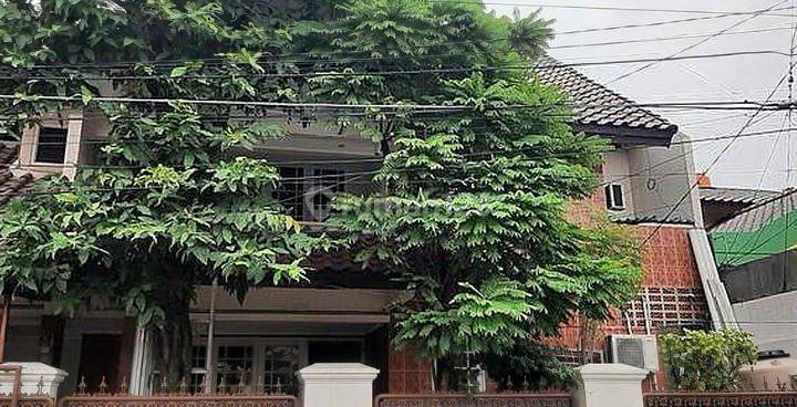 Rumah Besar, Luas, dan Murah 2 Lantai di Rawamangun, Jakarta Timur 1