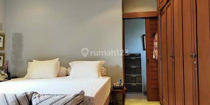 Rumah Besar, Hook, dan Murah 2 Lantai di Intercon (Taman Kebon Jeruk) 2