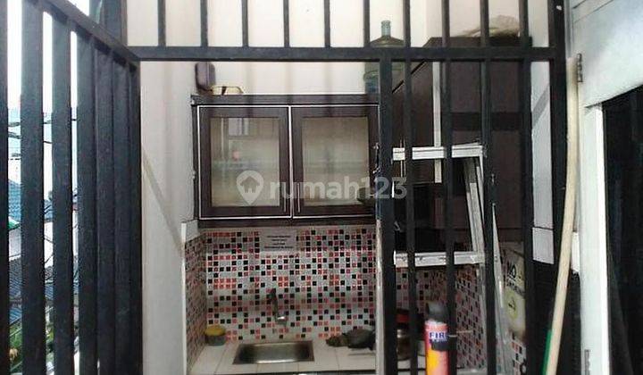 kamar kos dekat ukrida kedokteran tanjung duren 2