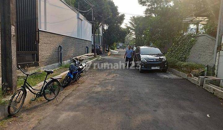 rumah tua greenvil 3 lantai jalan 2 mobil 2