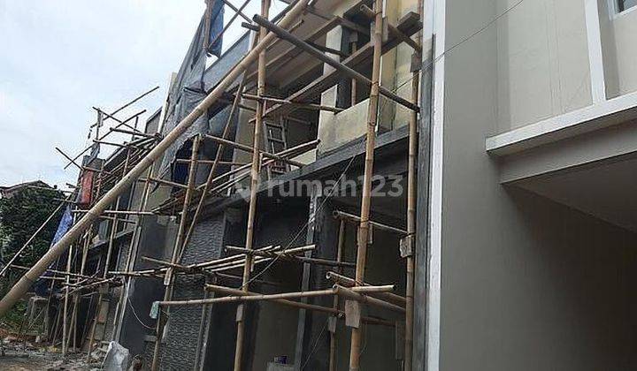 Rumah dkt pasar minggu dkt condet SHM,strategis minimalis , Jakarta Jalan batu ampar Ill , condet , 2