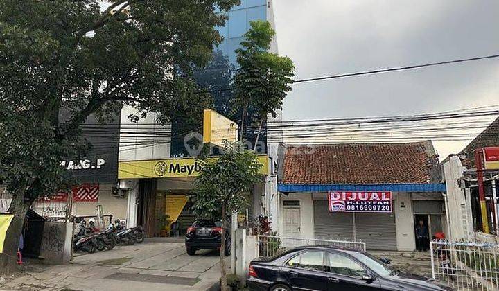 Rumah Luxury Besar Disertai Kantor Dan Resto di Bandung Tengah 2