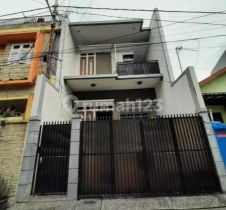 Rumah cepat 2 lantai,siap huni di sumur Batu, Kemayoran Jakarta pusat 1