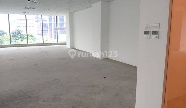 Office Space Digedung Lippo Thamrin Lantai 5, kan dan , posisi menghadap jalan M H Thamrin 2