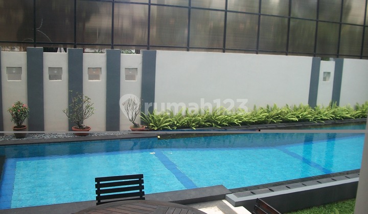 Pondok Indah Storied Spacious House With Pool