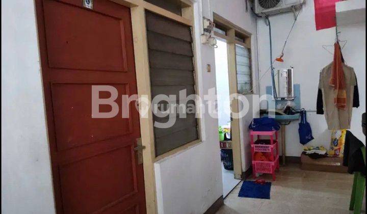 RUMAH TENGAH KOTA DEKAT SMU LOYOLA 2