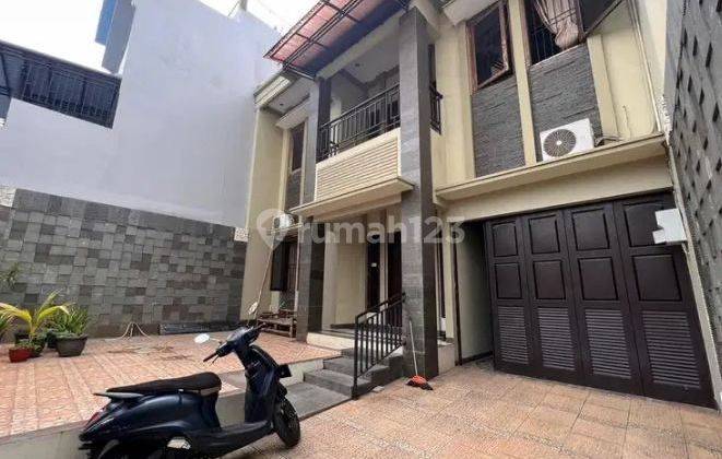 Rumah Di Kebun Jeruk Hayam Wuruk Jakarta Barat 1