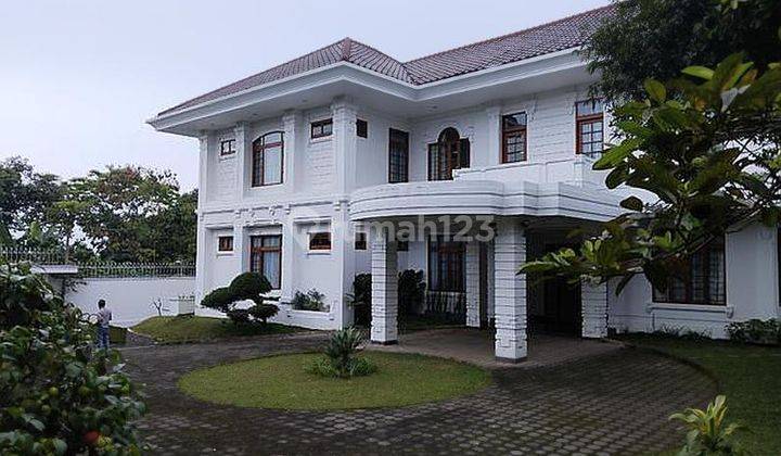 Rumah mewah classic di Setiabudi Bandung Utara 1