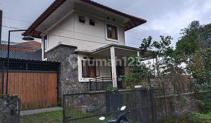 Rumah villa di sersan bajuri parongpong bandung utara