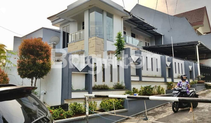 RUMAH HOOK DAN MEWAH DI BUKIT SARI 1