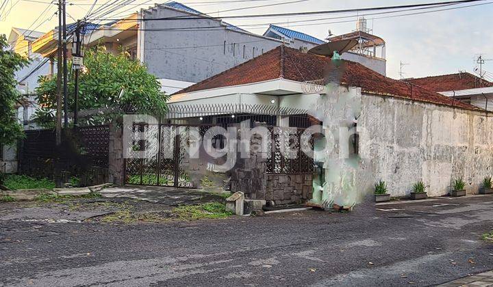 RUMAH HOOK DI TENGAH KOTA 2