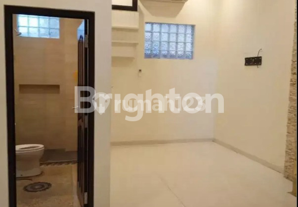 RUMAH DEKAT SEKOLAH TRI TUNGGAL 2