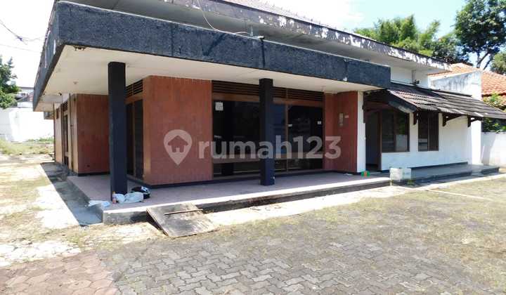 HOUSE in Semeru raya suitable for business