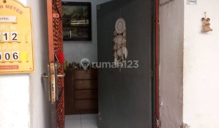 Rumah Bangunan Lama Kokoh Di Tomang, Jakarta Barat 2