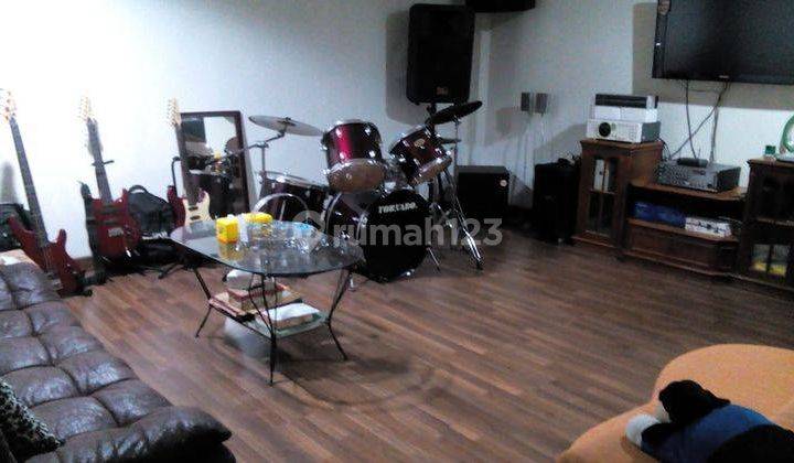 Rumah Daan Mogot Baru Mewah Hadap Selatan, Full Furnish, Shm 2