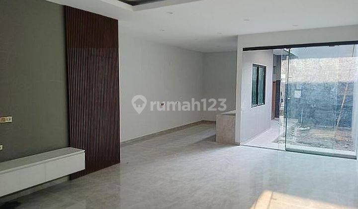 Rumah baru siap huni Kopo Mas 1