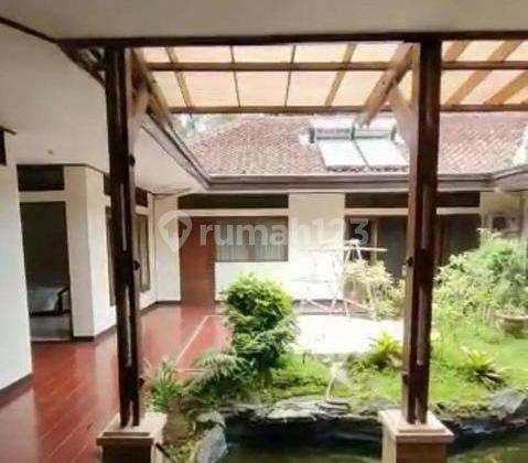 Sayap Dago Disewakan Rumah Belanda 1