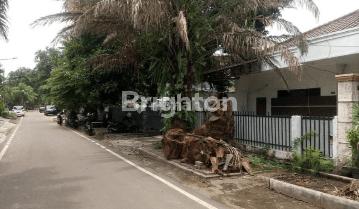 Rumah 2 Lantai Hitung Tanah Di jalan Cempaka Putih Tengah - Jakarta Pusat 2