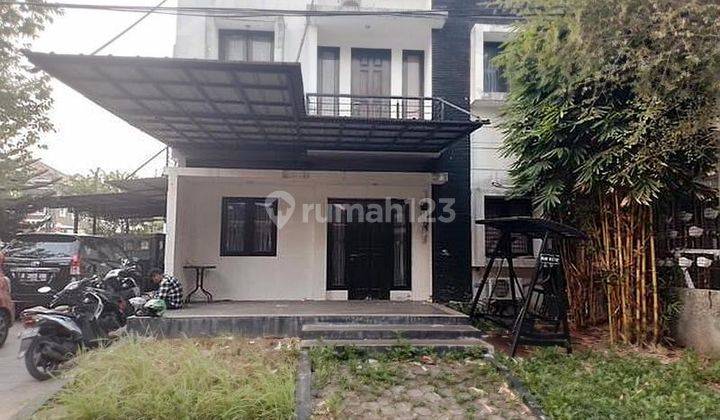 Rumah 2 Lt di Cibubur Raffles Hill 1