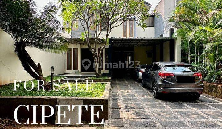 Rumah Townhouse Lokasi Sangat Strategis Rumah Hook di Cipete 1