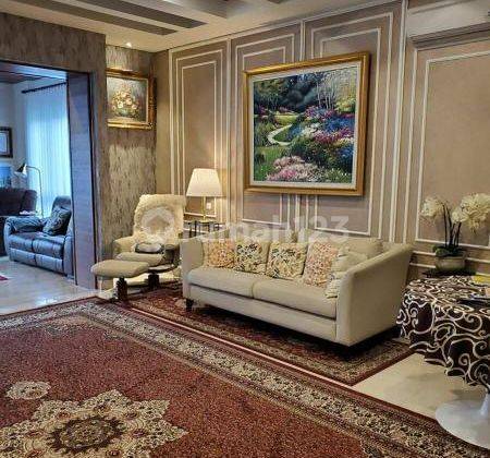 Giriloka Rumah Furnish Cantik Mewah Dengan Kolam Renang  2