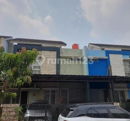 For Sale: 2-story house for residence and business in Grandwisata, Bekasi.