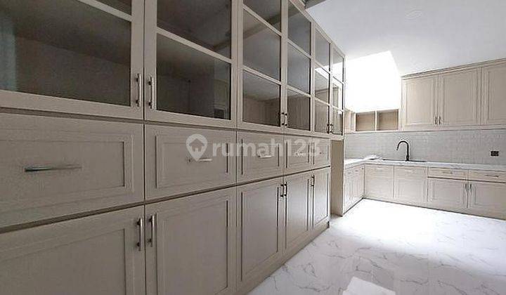 Dijual Rumah Mewah 2 Lantai 4 Kamar Luas Tanah 218 m2 Lokasi Jalan Raya Kebayoran Baru Jakarta Selatan 2