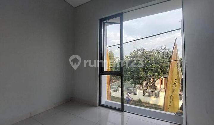 Rumah baru 2 lantai 3 Kamar cicilan 5juta an, bebas banjir 500 meter dari RS Permata Bekasi Grandwisata  Bekasi 2