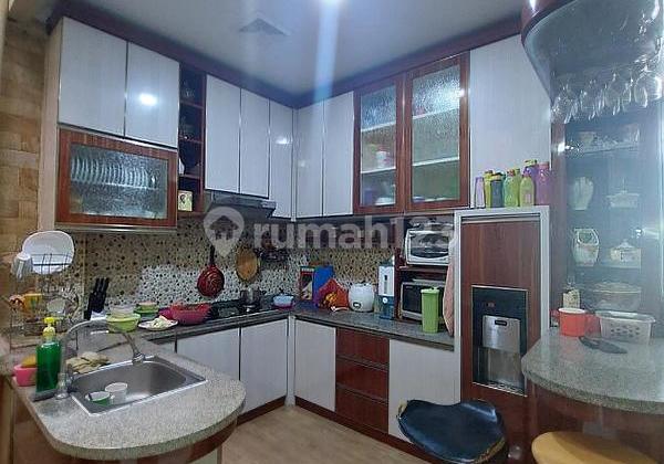 Dijual Rumah 2 Lantai 4 Kamar 700 M Dari mall Living World Grandwisata Bekasi 1