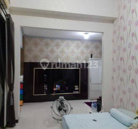 Dijual Rumah 2 Lantai Luas 250m2 memiliki 4Kamar 200 m Dari Mall Living World Grandwisata Bekasi 2