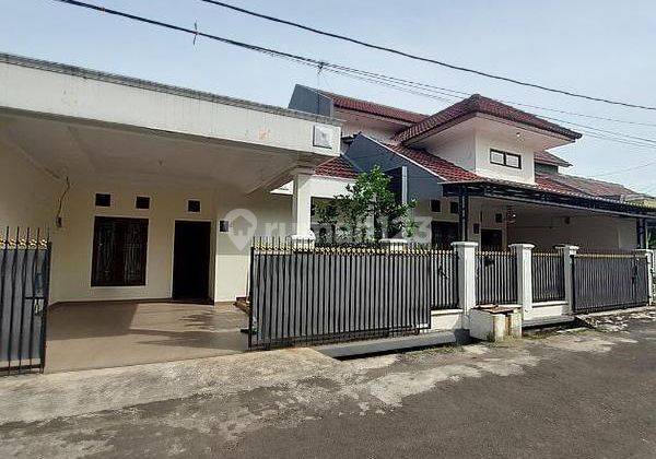 Dijual Rumah Di Dukuh Zamrud Blok S  Terawat, Bebas Banjir Luas Tanah 240m2 Hanya 10 Menit Menuju Akses Tol Tambun Dan Lrt, Bisa Kpr, Dukuh Zamrud Kota Bekasi 1