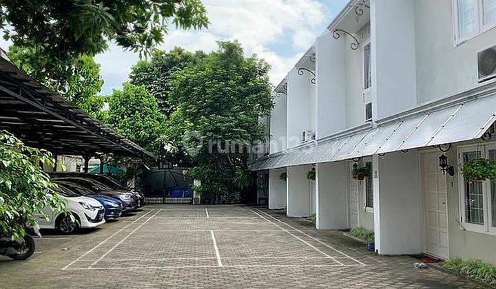 Rumah Siap Huni Furnished Teduh di Mampang Prapatan Jakarta Selatan 1