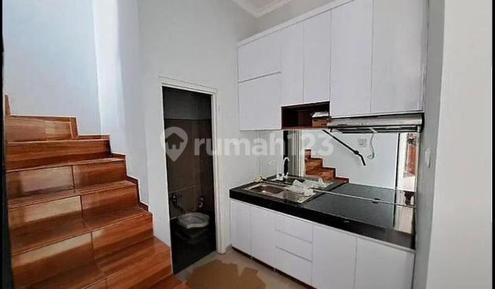 Rumah Di Jual Dalam Komplek Akses Dua Mobil Dan Pinggir Jln Utama Di Cilangkap