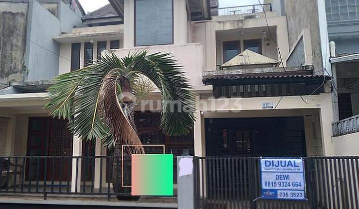 For Sale: 3-Story House Near Bintaro Sector 2, Complex.