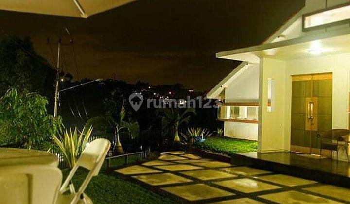 RUMAH VILLA DAGO GIRI KOLAM RENANG FURNISHED STRATEGIS MURAH BANDUNG 1