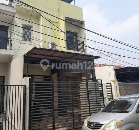 Dijual Cepat Rumah Siap Huni di Taman Semanan Indah 2,5 Lantai 1