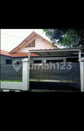 Dijual Rumah di Jalan Udara Pesanggrahan Jakarta Selatan  1