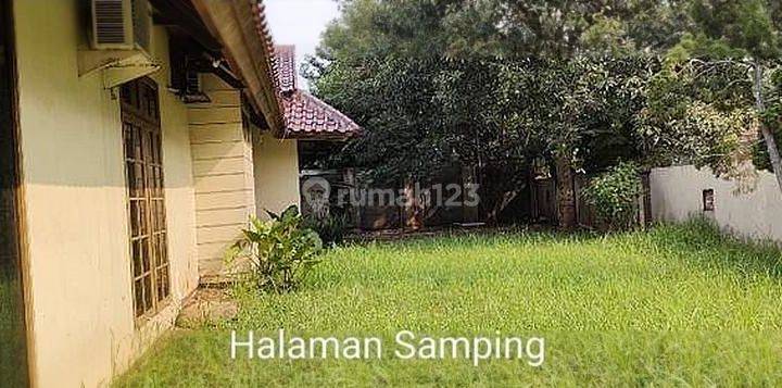 Rumah 2 lantai, hoek,shm,bawah NJOP, di Megapolitan Cinere Estate 2