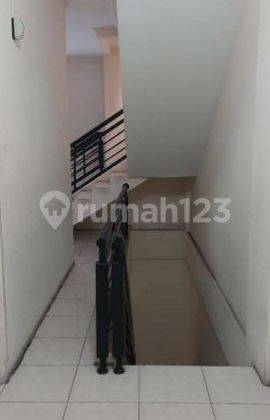 Dijual Cepar Rumah Kost Beserta Usahanya di Jelambar Raya  2