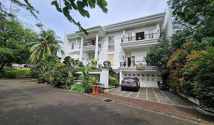 Rumah Mewah di BSD Taman Tirta Golf Tangerang selatan Rumah Mewah di BSD Taman Tirta Golf Tangerang selatan