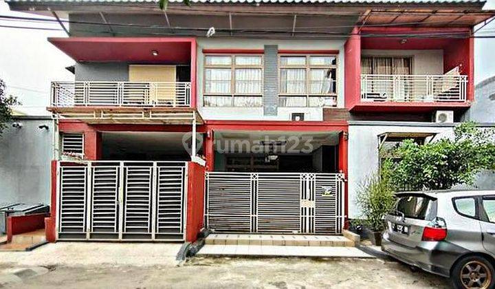 Rumah di Kost Villa Japos Tangerang Banten 1