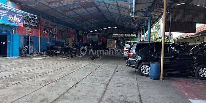 Rumah Bengkel Mobil Cimone Tangerang Kota 2