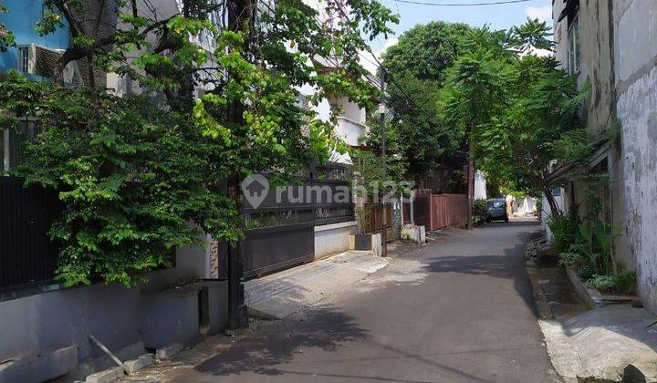 Rumah Tua Hitung Tanah Dalam Komplek Daerah Rawamangun 2