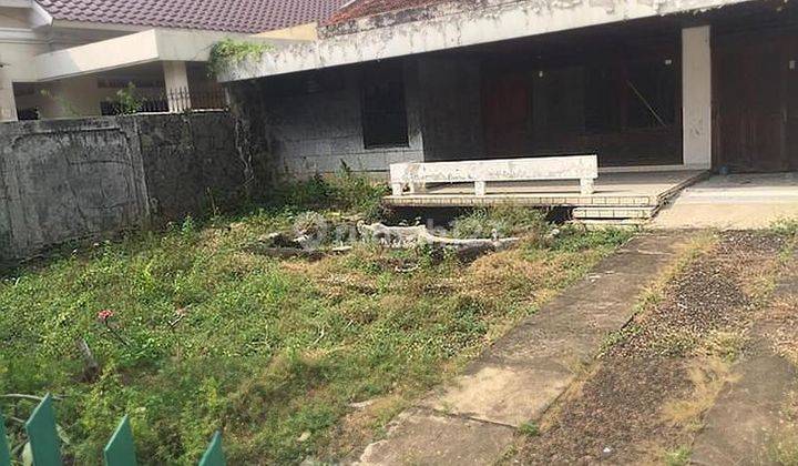 Rumah Lokasi di menteng, Jl Garut hitung tanah saja 1