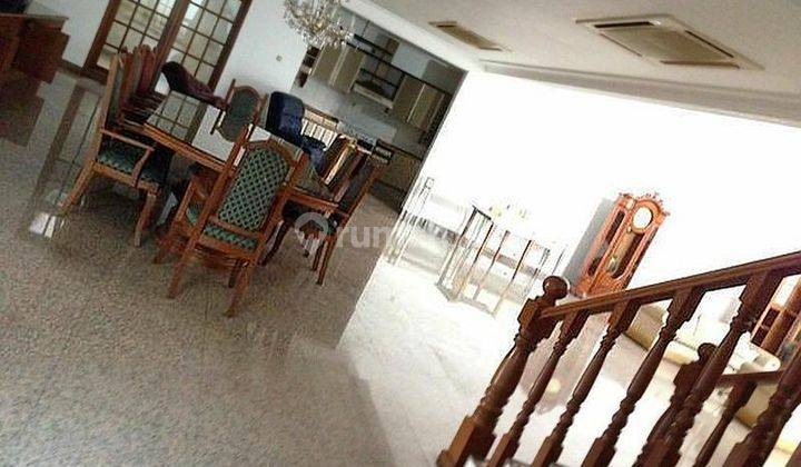 Rumah di Menteng lokasi elit jual hitung tanah aja 2