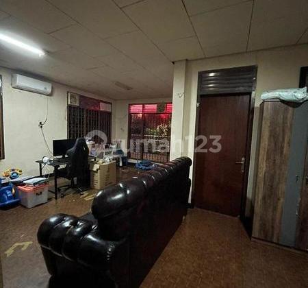 Rumah 2 lantai Cocok buat cluster ataupun kost premium 2