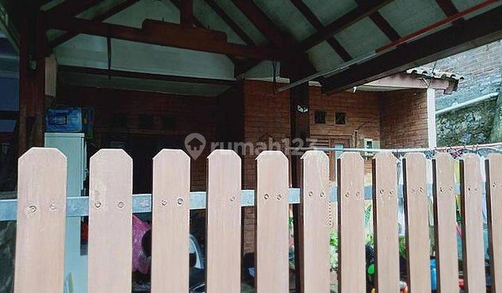 Rumah klasik minimalis di komplek Cigending ujungberung  2