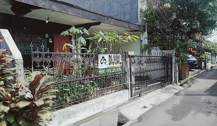 Rumah lama di lengkong Buah batu bisa renof itung tanah