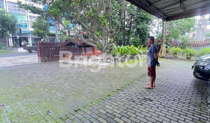 RUMAH  DAN TANAH SANGAT LUAS DISETIA BUDI 1