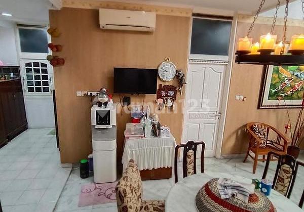 Rumah Siap Huni di Cawang, Jatinegara Lokasi Strategis dekat Otista, D.I Panjaitan dan M.T Haryono , 2